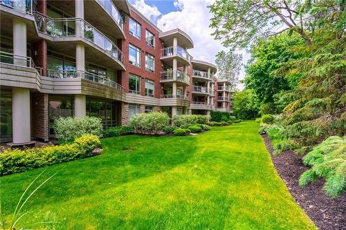 125 Wilson Street W|Unit #216, Ancaster, ON - Outdoor