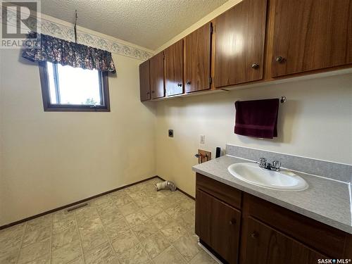 10209 6Th Avenue, Humboldt, SK - Indoor Photo Showing Bathroom