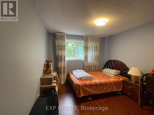 133 - 50 Scarborough Golfclub Road, Toronto (Scarborough Village), ON - Indoor Photo Showing Bedroom