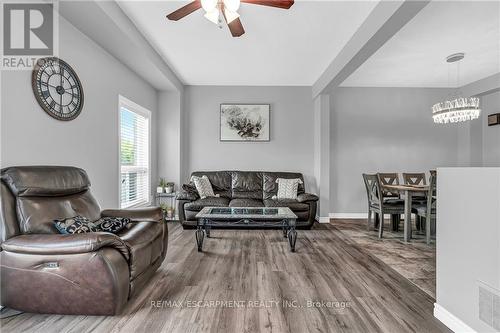 6 - 9 Hampton Brook Way, Hamilton (Mount Hope), ON - Indoor Photo Showing Living Room