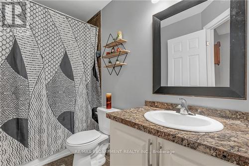 6 - 9 Hampton Brook Way, Hamilton (Mount Hope), ON - Indoor Photo Showing Bathroom