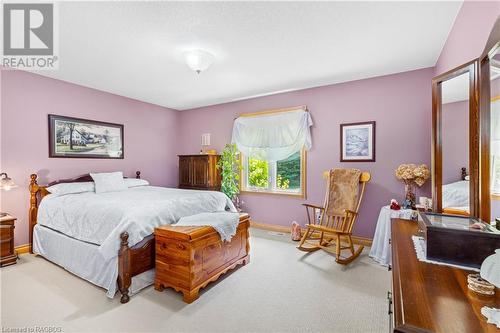 205 Watra Road, Southgate, ON - Indoor Photo Showing Bedroom