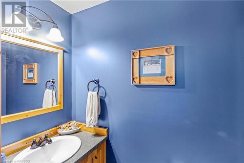 205 Watra Road, Southgate, ON - Indoor Photo Showing Bathroom