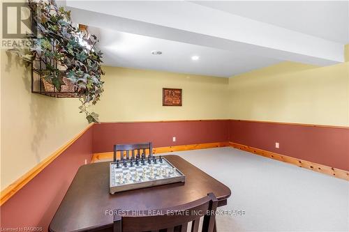 205 Watra Road, Southgate, ON - Indoor Photo Showing Laundry Room