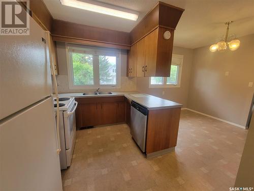 4903 Tribune Street, Macklin, SK - Indoor Photo Showing Kitchen With Double Sink