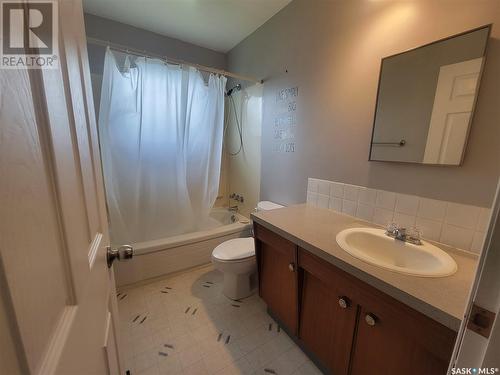 4903 Tribune Street, Macklin, SK - Indoor Photo Showing Bathroom