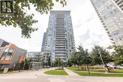 203 - 62 Forest Manor Road, Toronto (Henry Farm), ON - Outdoor With Facade