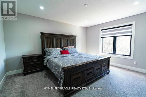 20 Poole Crescent, Middlesex Centre (Komoka), ON - Indoor Photo Showing Bedroom