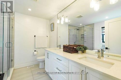 20 Poole Crescent, Middlesex Centre (Komoka), ON - Indoor Photo Showing Bathroom