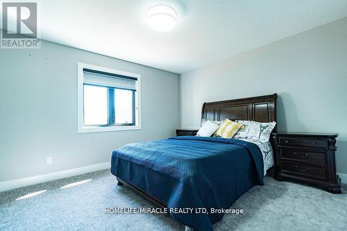 20 Poole Crescent, Middlesex Centre (Komoka), ON - Indoor Photo Showing Bedroom