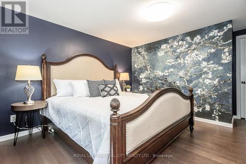 236 Ironwood Road, Guelph (Hanlon Creek), ON - Indoor Photo Showing Bedroom