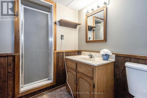 236 Ironwood Road, Guelph (Hanlon Creek), ON - Indoor Photo Showing Bathroom