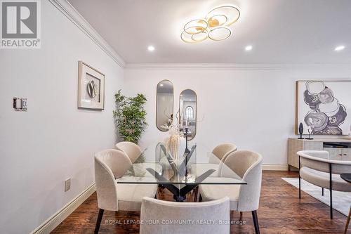 60 Hillview Drive, Newmarket (Bristol-London), ON - Indoor Photo Showing Dining Room