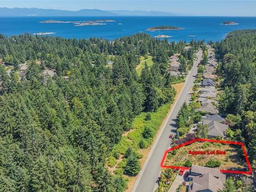 2576 Andover Rd, Nanoose Bay, BC 