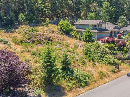 2576 Andover Rd, Nanoose Bay, BC 