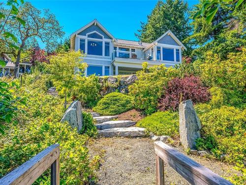 2933 Dolphin Dr, Nanoose Bay, BC 