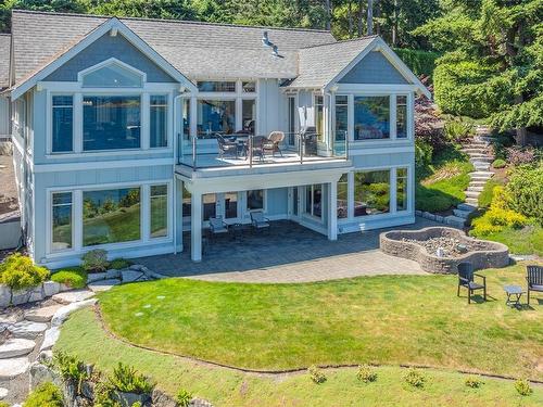 2933 Dolphin Dr, Nanoose Bay, BC 