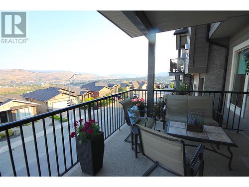 1040 Mt Revelstoke Place Unit# 33, Vernon, BC - Outdoor With Exterior