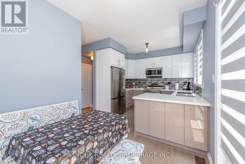 26 - 10 Porter Avenue, Vaughan (West Woodbridge), ON - Indoor Photo Showing Kitchen