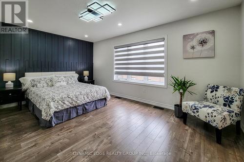 7 Rowley Street, Brantford, ON - Indoor Photo Showing Bedroom