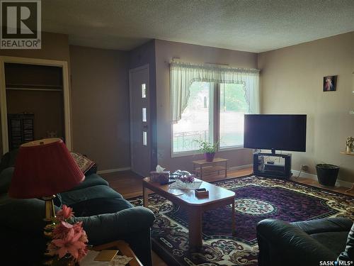 533 St.Anthony Street, Bruno, SK - Indoor Photo Showing Living Room