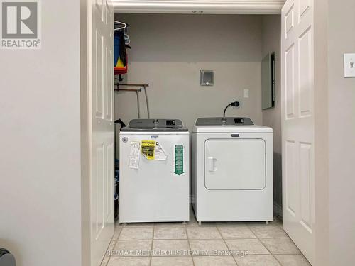 210 - 262 Dundas Street E, Hamilton (Waterdown), ON - Indoor Photo Showing Laundry Room