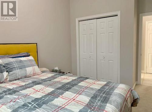 210 - 262 Dundas Street E, Hamilton (Waterdown), ON - Indoor Photo Showing Bedroom