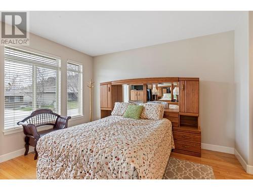 4035 Gellatly Road S Unit# 275, West Kelowna, BC - Indoor Photo Showing Bedroom