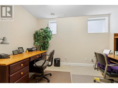 4035 Gellatly Road S Unit# 275, West Kelowna, BC - Indoor Photo Showing Office