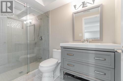 22 Yellowknife Road N, Brampton (Sandringham-Wellington North), ON - Indoor Photo Showing Bathroom