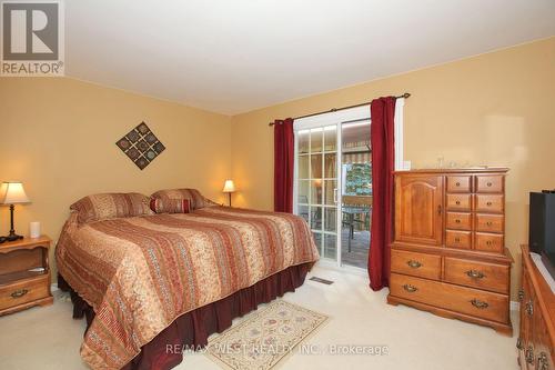 27 Victoria Boulevard, East Garafraxa, ON - Indoor Photo Showing Bedroom