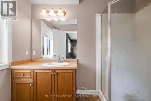 1 - 47 Marina Point Crescent, Hamilton (Stoney Creek), ON - Indoor Photo Showing Bathroom