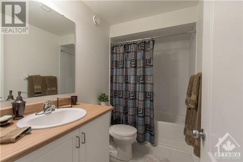 basement bathroom - 536 Golden Sedge Way, Ottawa, ON - Indoor Photo Showing Bathroom