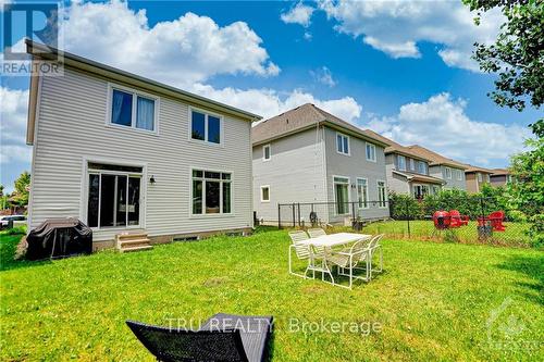 536 Golden Sedge Way, Ottawa, ON - Outdoor