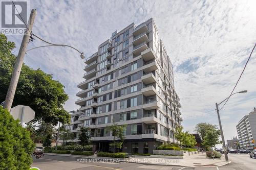 1004 - 1 Cardiff Road, Toronto (Mount Pleasant East), ON - Outdoor With Facade