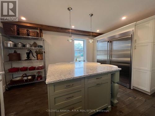 61 Front Street W, Kawartha Lakes (Bobcaygeon), ON - Indoor Photo Showing Kitchen