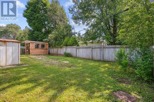 5352 Spruce Avenue, Burlington (Appleby), ON - Outdoor With Backyard