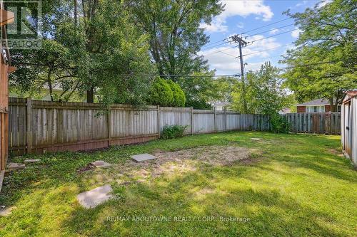 5352 Spruce Avenue, Burlington (Appleby), ON - Outdoor With Backyard