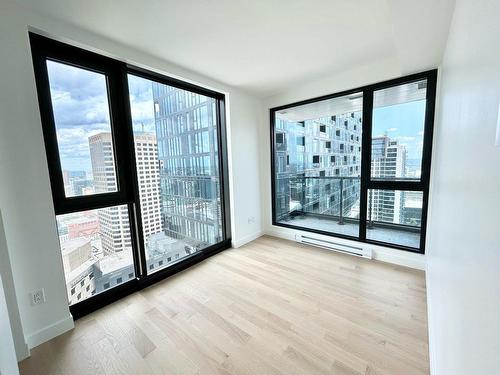 Master bedroom - 3101-1245 Rue Jeanne-Mance, Montréal (Ville-Marie), QC - Indoor Photo Showing Other Room