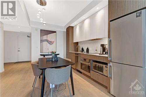 20 Daly Avenue Unit#1707, Ottawa, ON - Indoor Photo Showing Kitchen