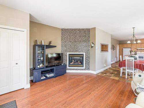 Living room - 1-1001 Rue Merry N., Magog, QC - Indoor Photo Showing Living Room With Fireplace