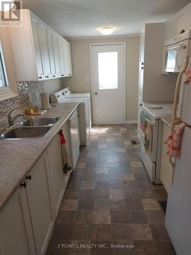 195 Pebble Beach Parkway, South Huron (Stephen Twp), ON - Indoor Photo Showing Laundry Room