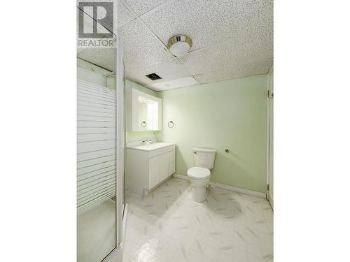 9033 Nielson Road, Prince George, BC - Indoor Photo Showing Bathroom