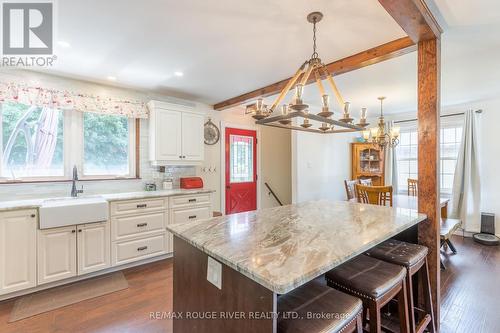 259 Clarke Drive, Peterborough, ON - Indoor Photo Showing Kitchen With Upgraded Kitchen