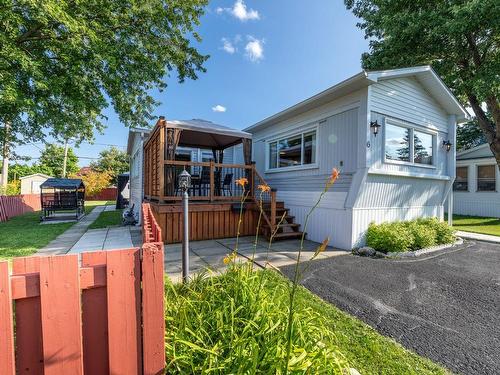 Frontage - 6 Rue Francine, Saint-Jean-Sur-Richelieu, QC - Outdoor