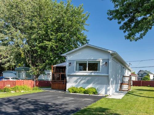 Frontage - 6 Rue Francine, Saint-Jean-Sur-Richelieu, QC - Outdoor