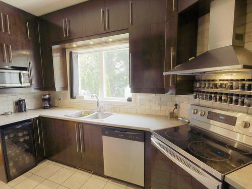 Cuisine - 74 Rue Antoine-Forestier, Carignan, QC - Indoor Photo Showing Kitchen With Double Sink