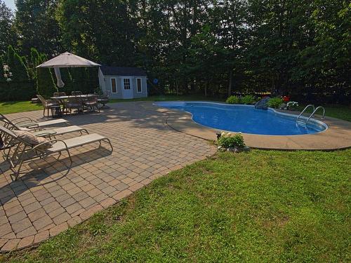 Cour - 74 Rue Antoine-Forestier, Carignan, QC - Outdoor With In Ground Pool With Backyard