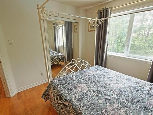 Chambre Ã Â coucher - 74 Rue Antoine-Forestier, Carignan, QC - Indoor Photo Showing Bedroom