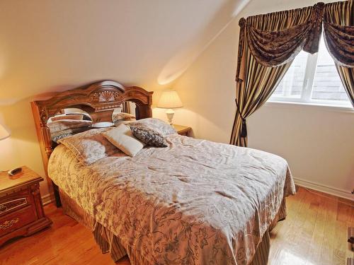 Chambre Ã Â coucher - 74 Rue Antoine-Forestier, Carignan, QC - Indoor Photo Showing Bedroom